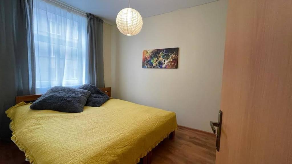 River Apartment Riga Esterno foto